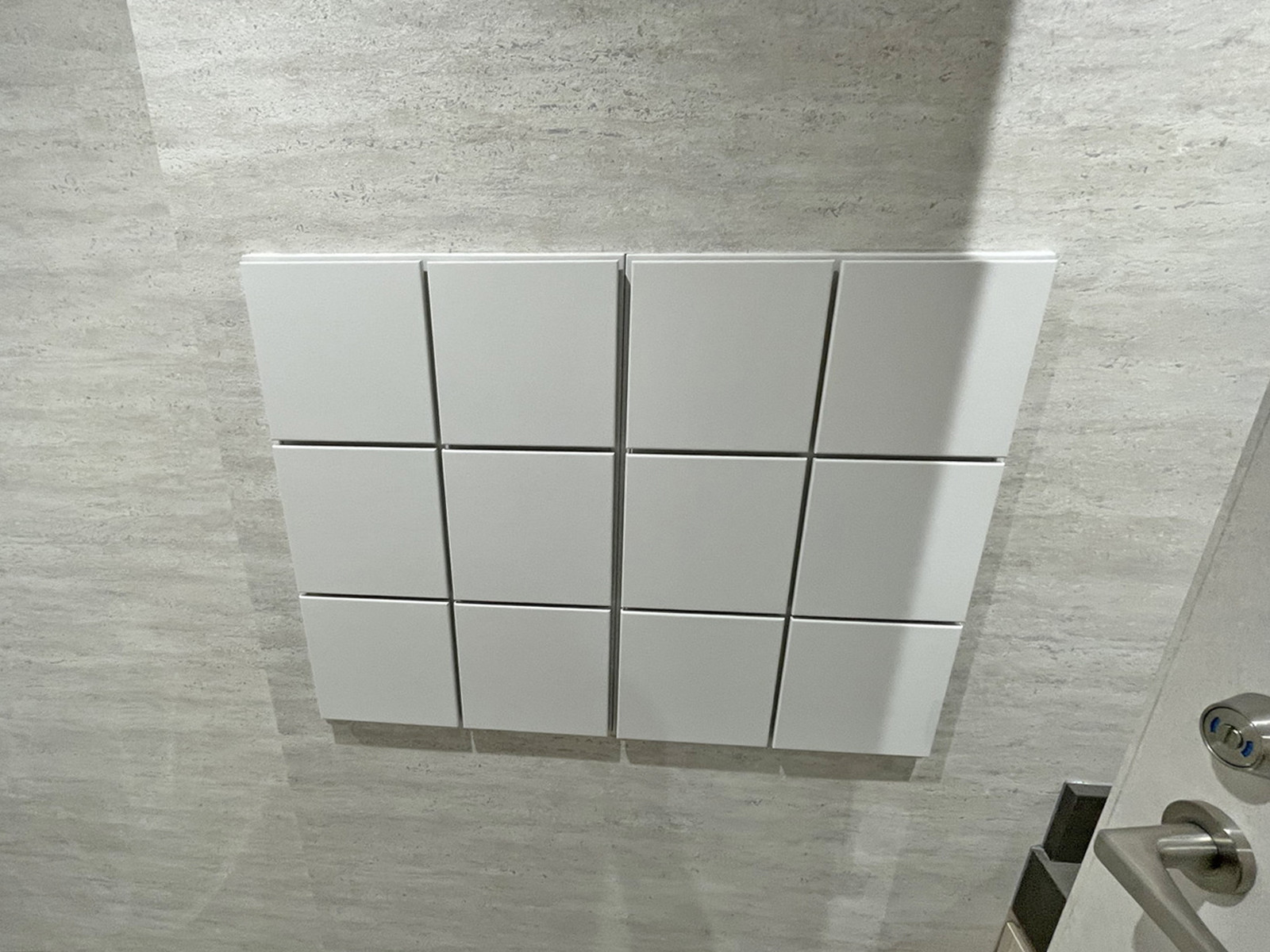 トイレ収納棚