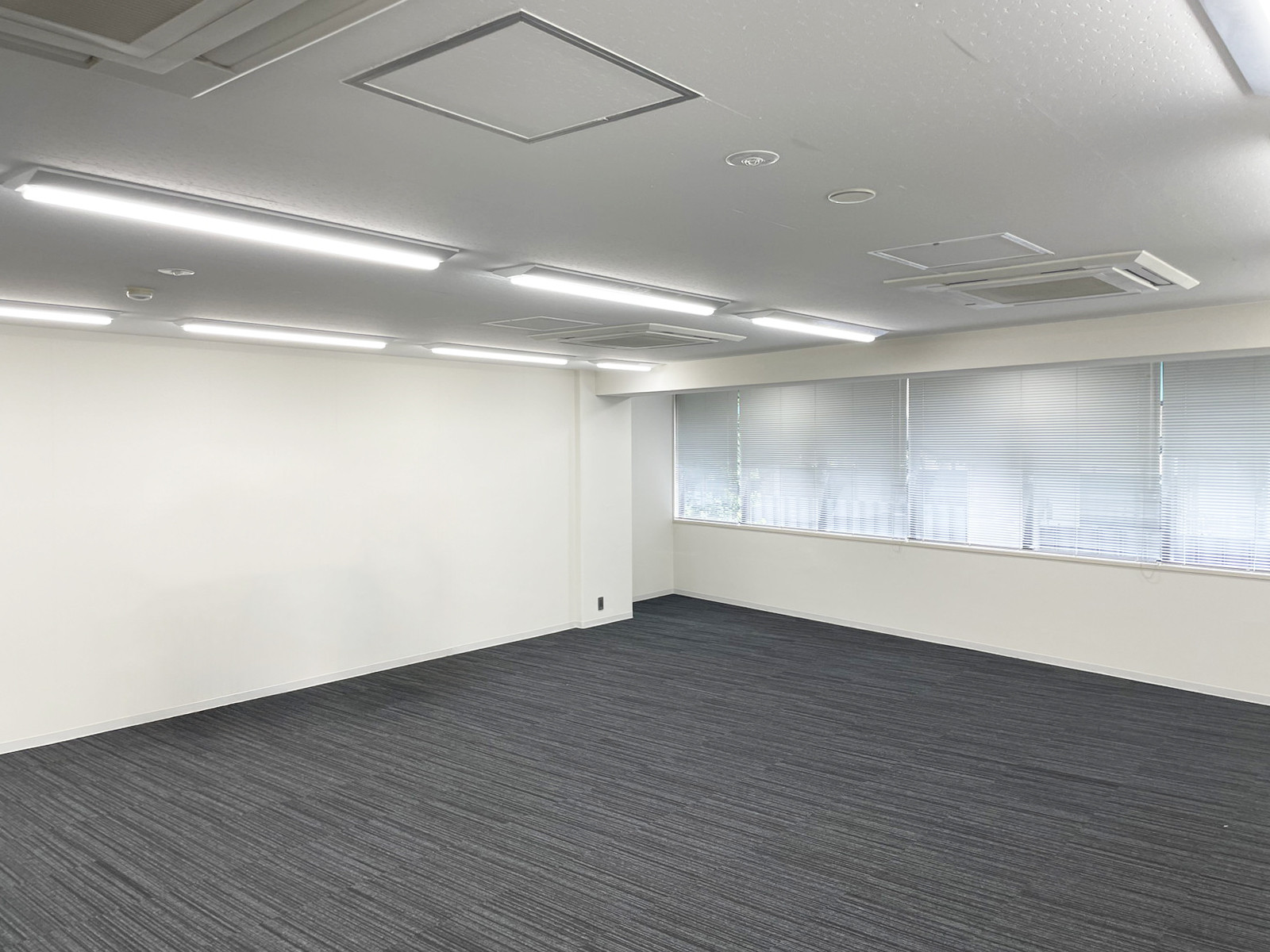 オフィス室内参考画像(2階・約22坪)