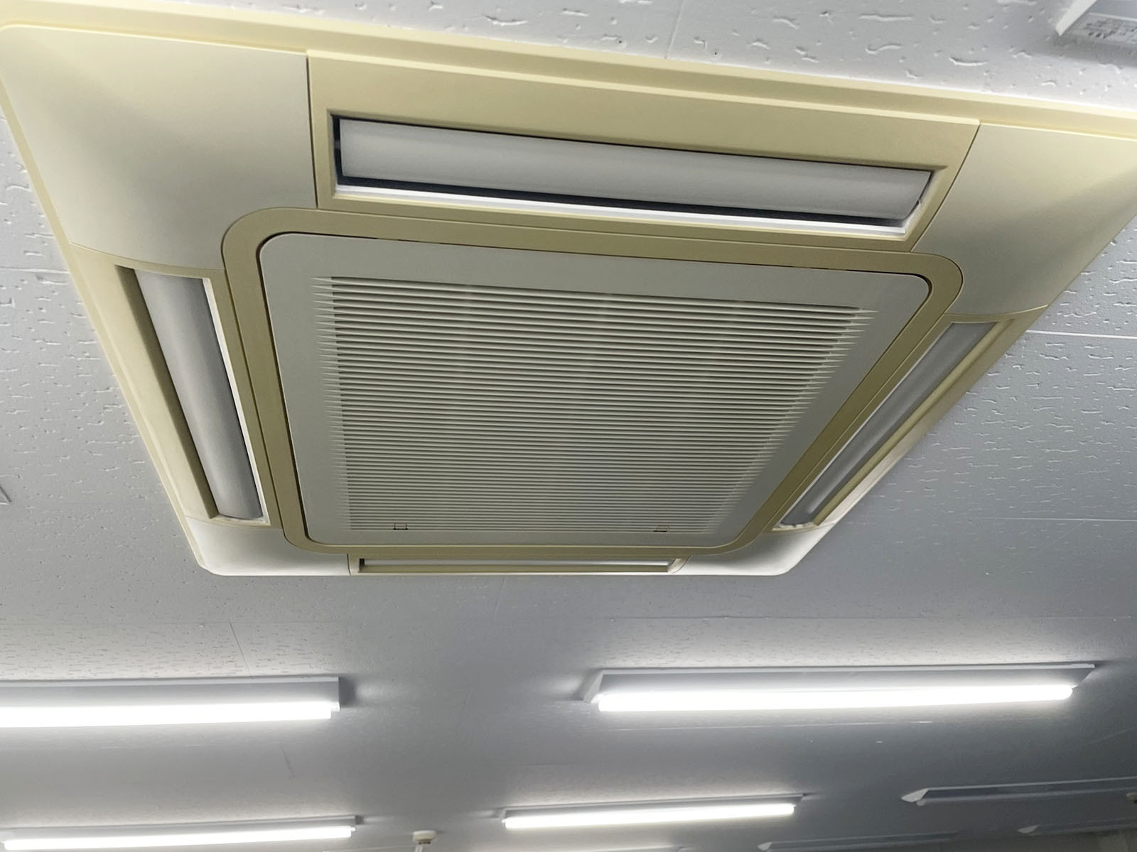 空調