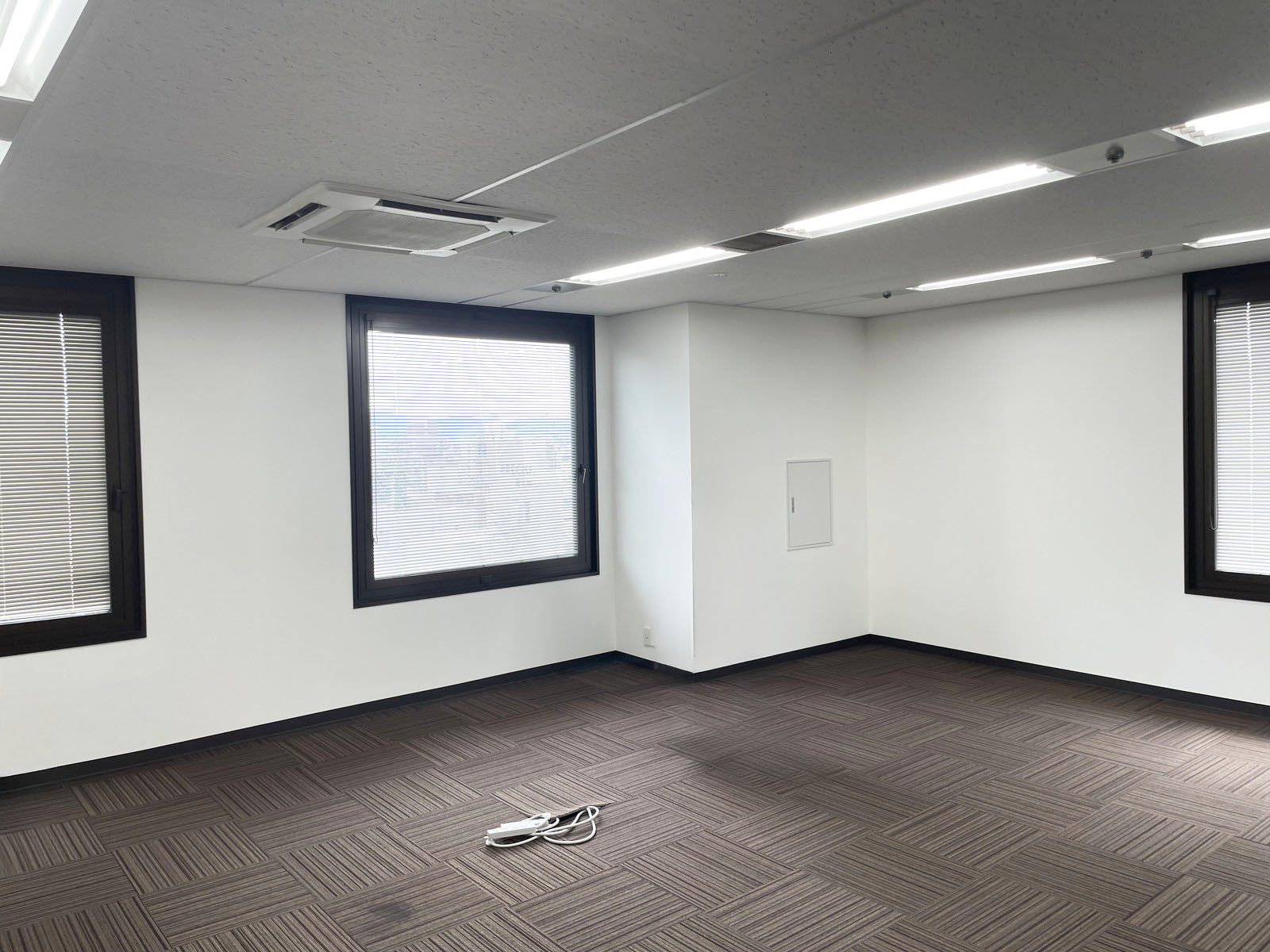 オフィス室内参考画像(11階・約19坪)