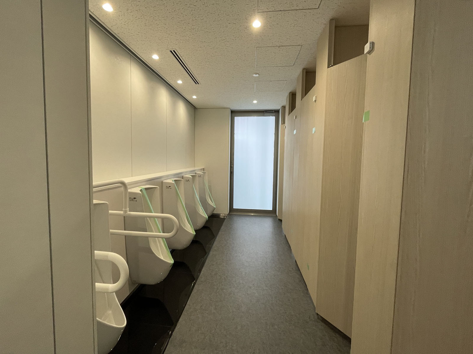 男性用トイレの様子