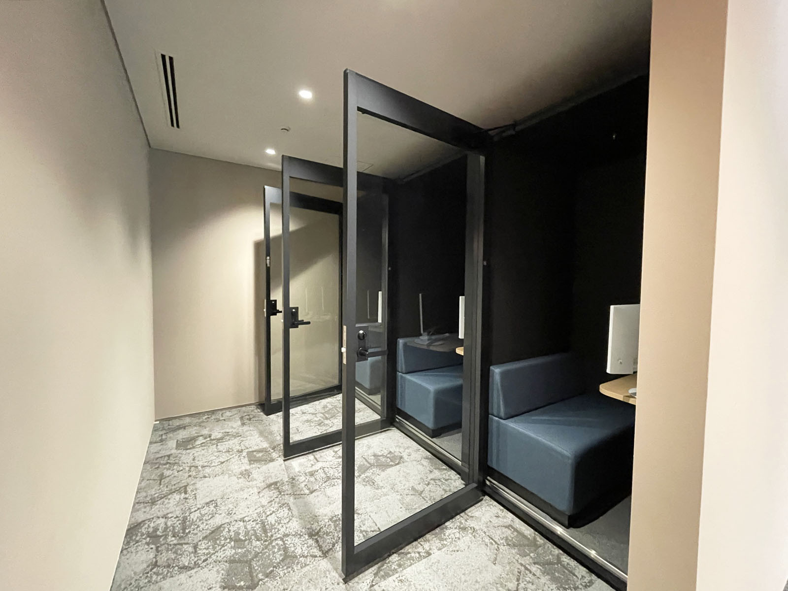 ビルテナント専用テレカンブース