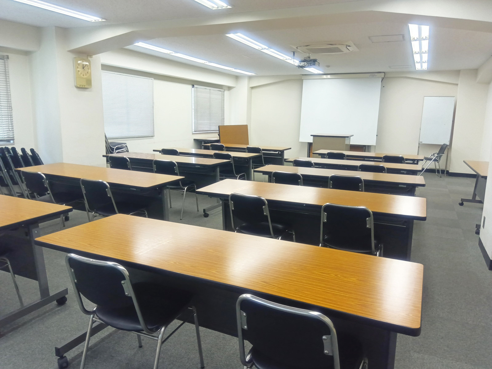 建物内共用会議室