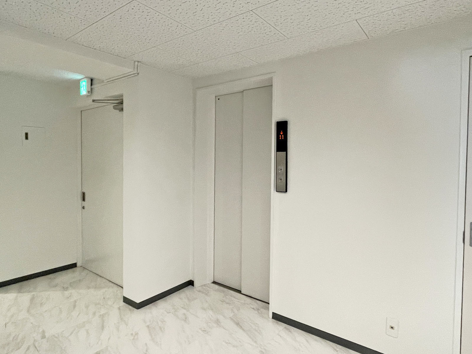 エレベーター