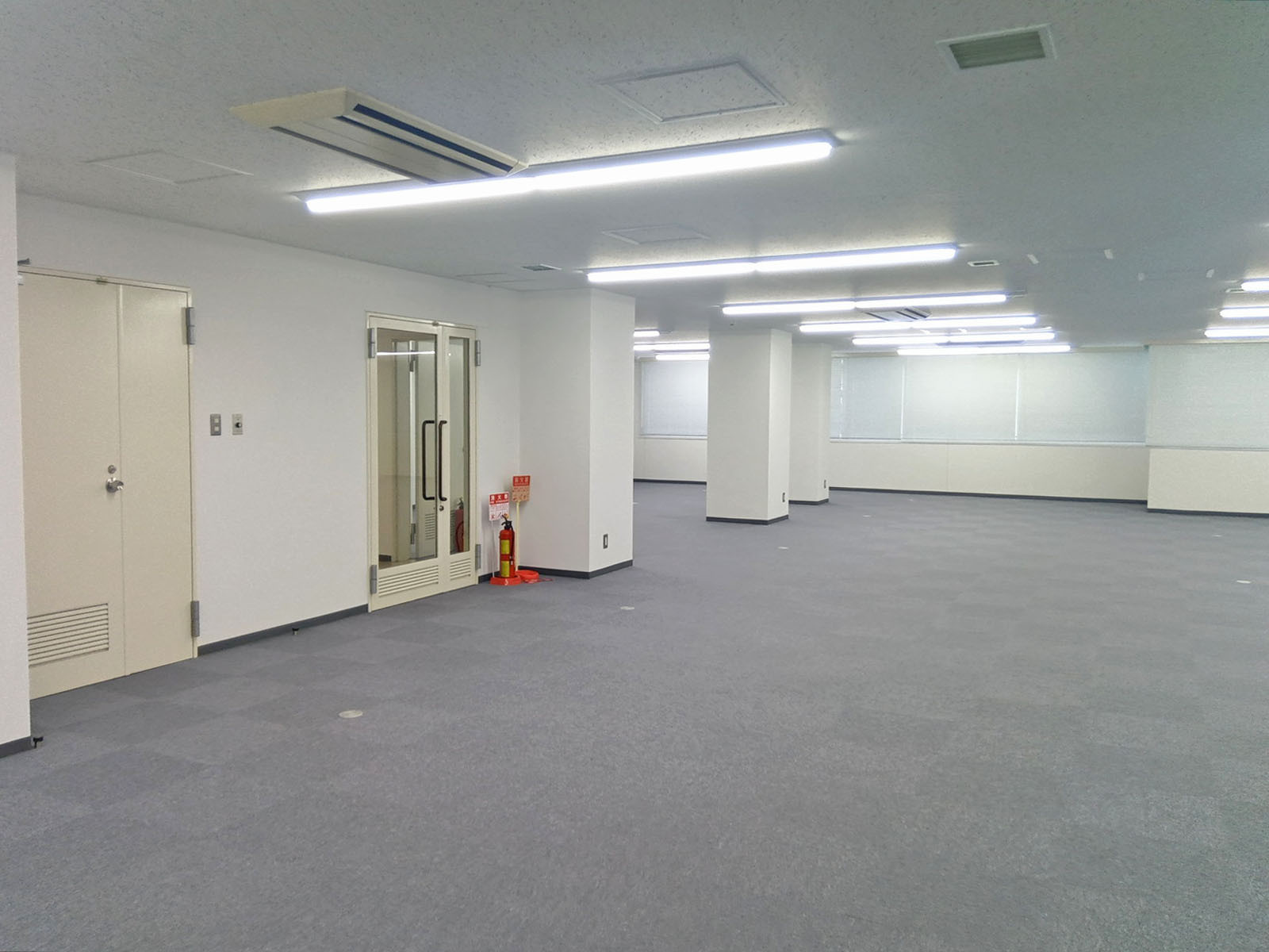 別角度の様子