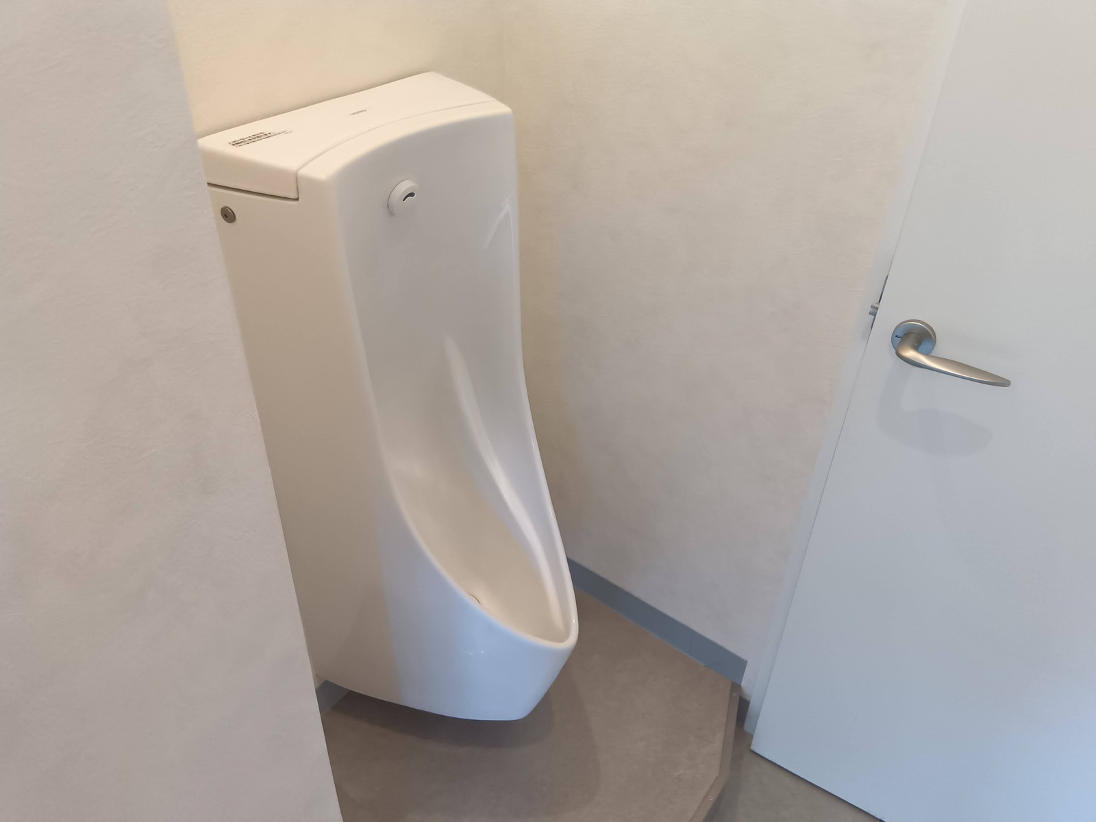 男性用トイレ