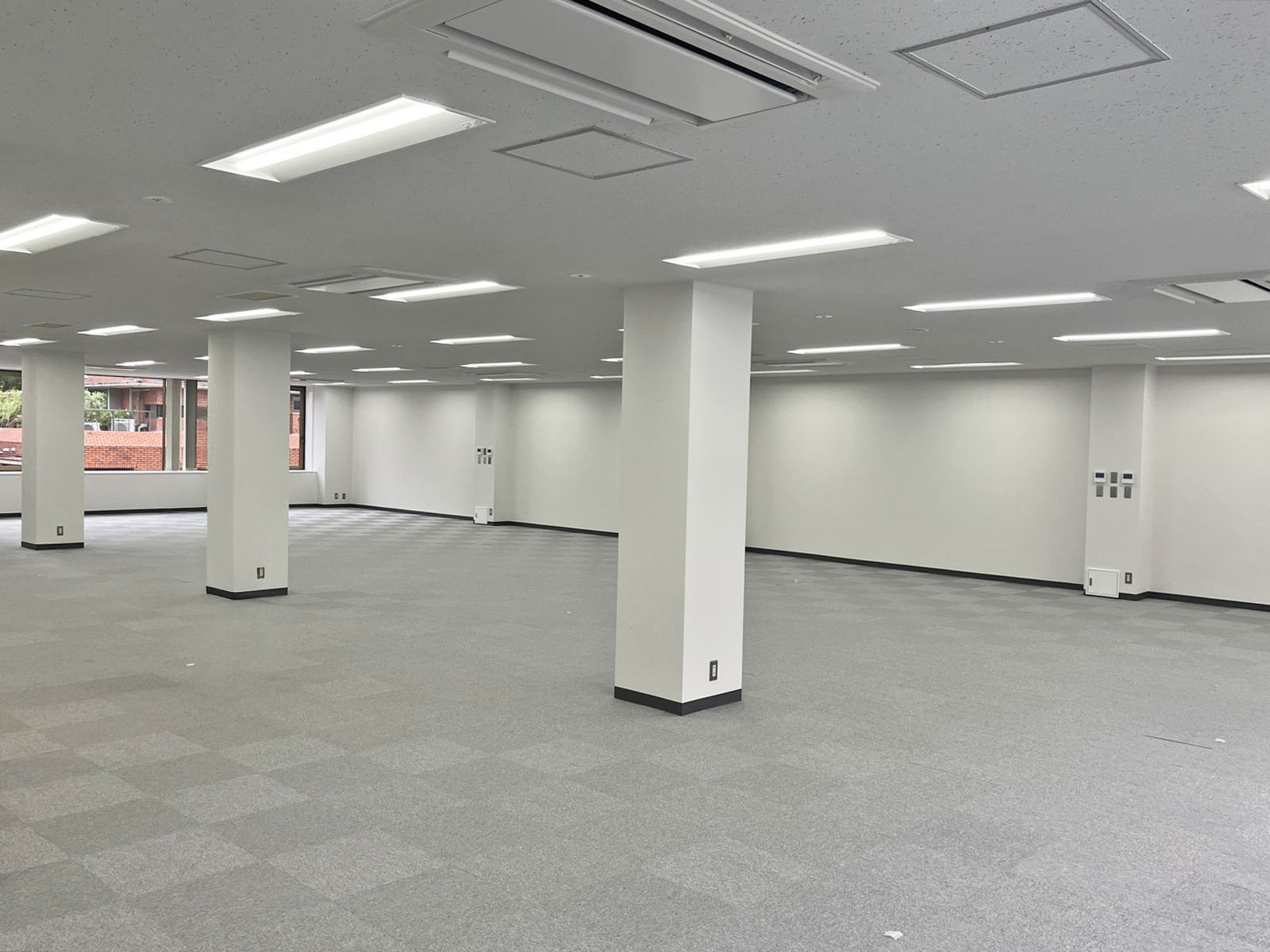 別角度の様子