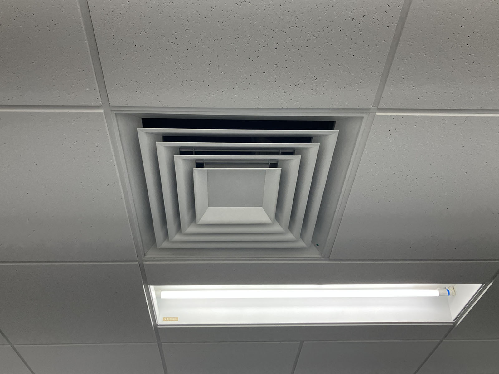 空調