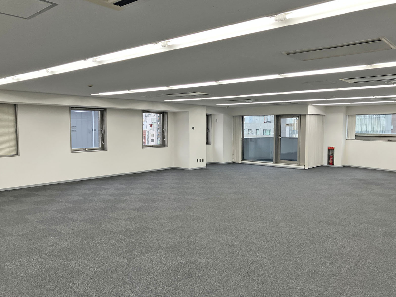 オフィス室内参考画像(10階・約60湯簿)