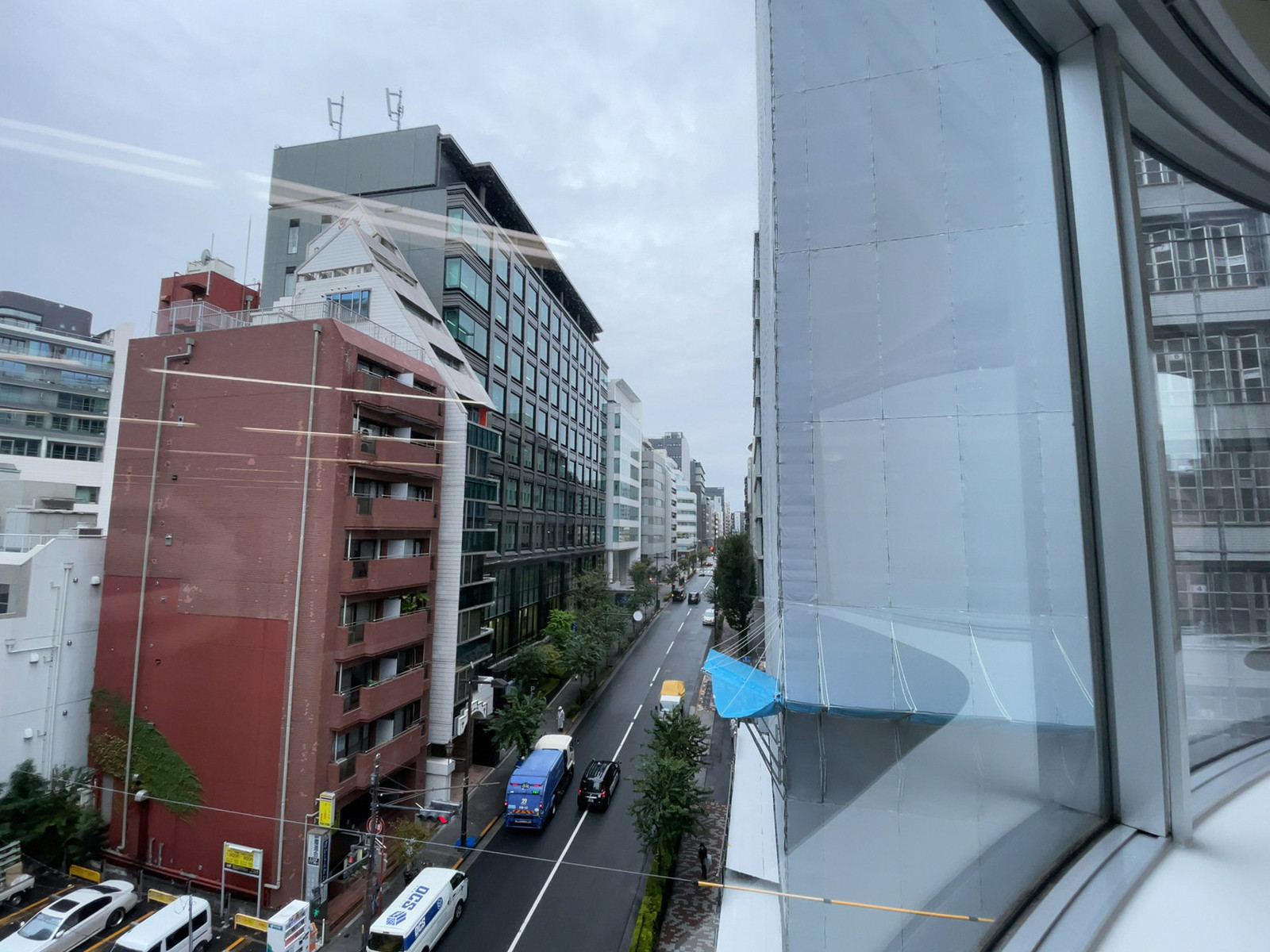 眺望(日本テレビ通り側)