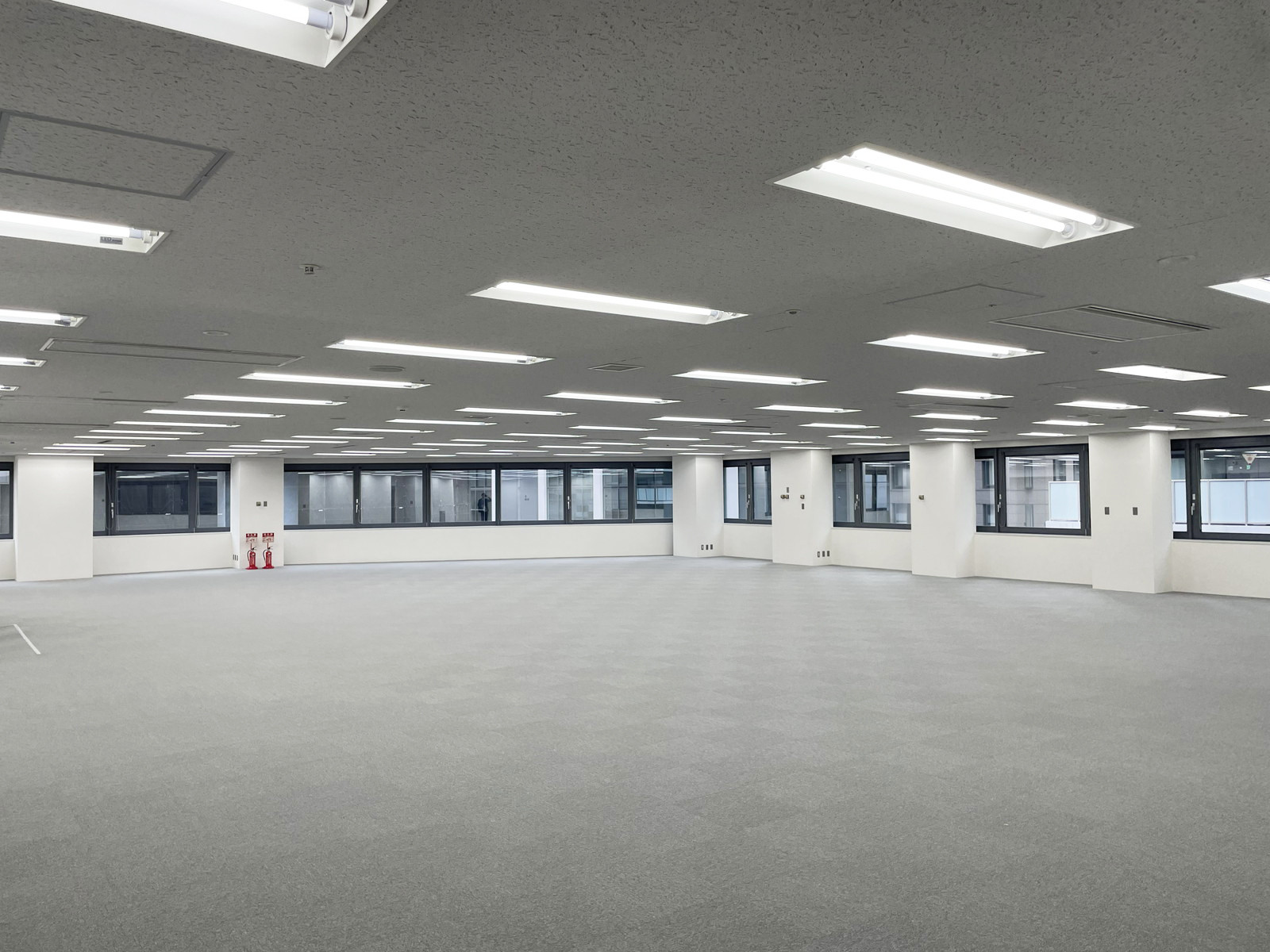 オフィス室内参考画像(※5階・約110坪)