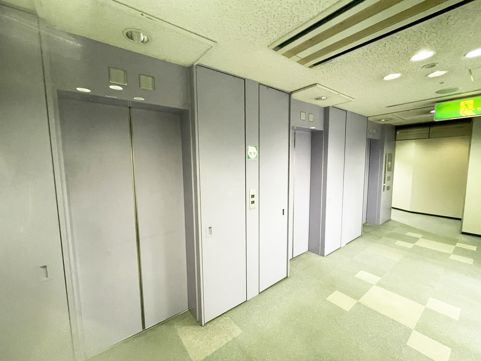エレベーター