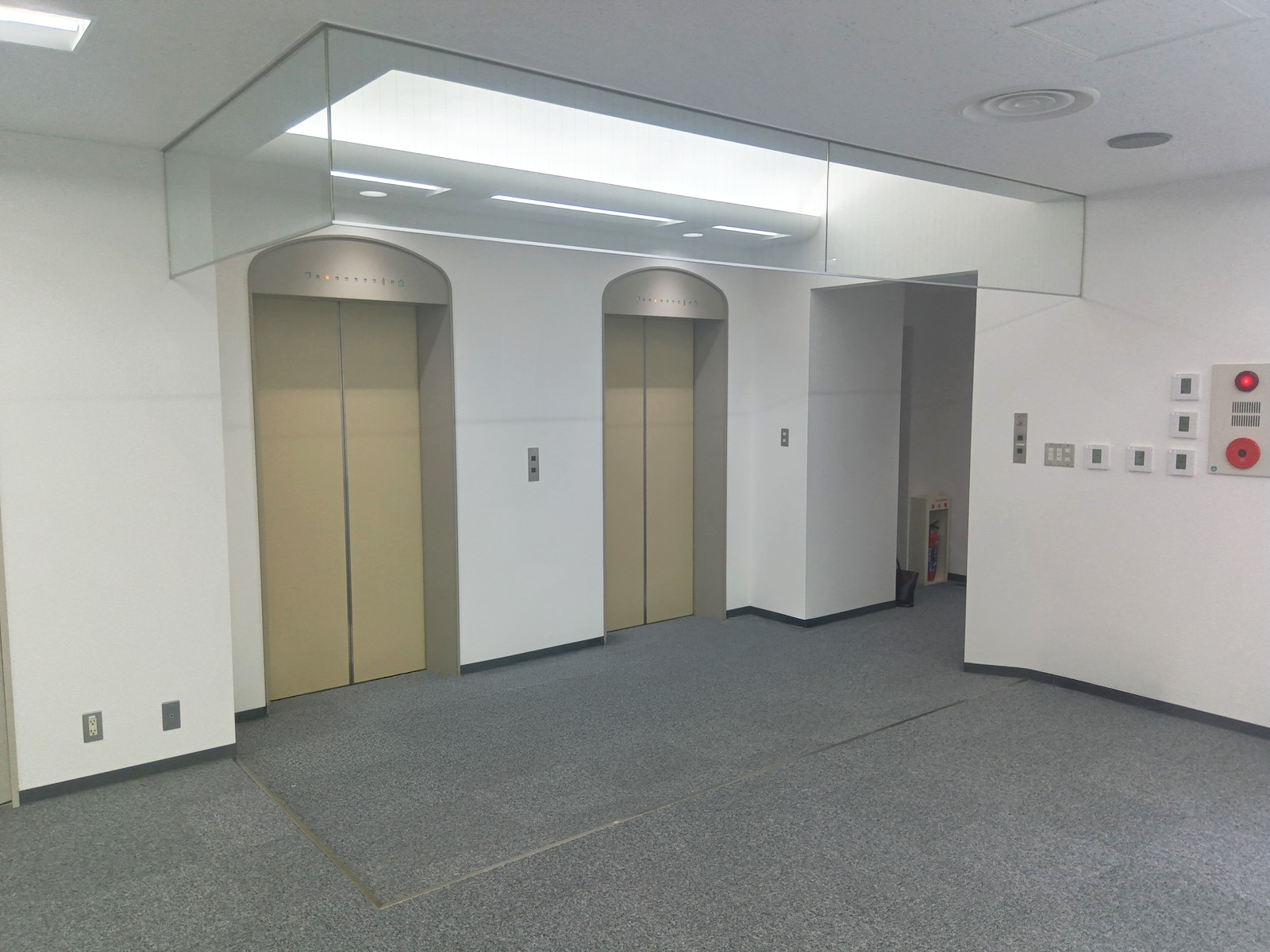 エレベーター