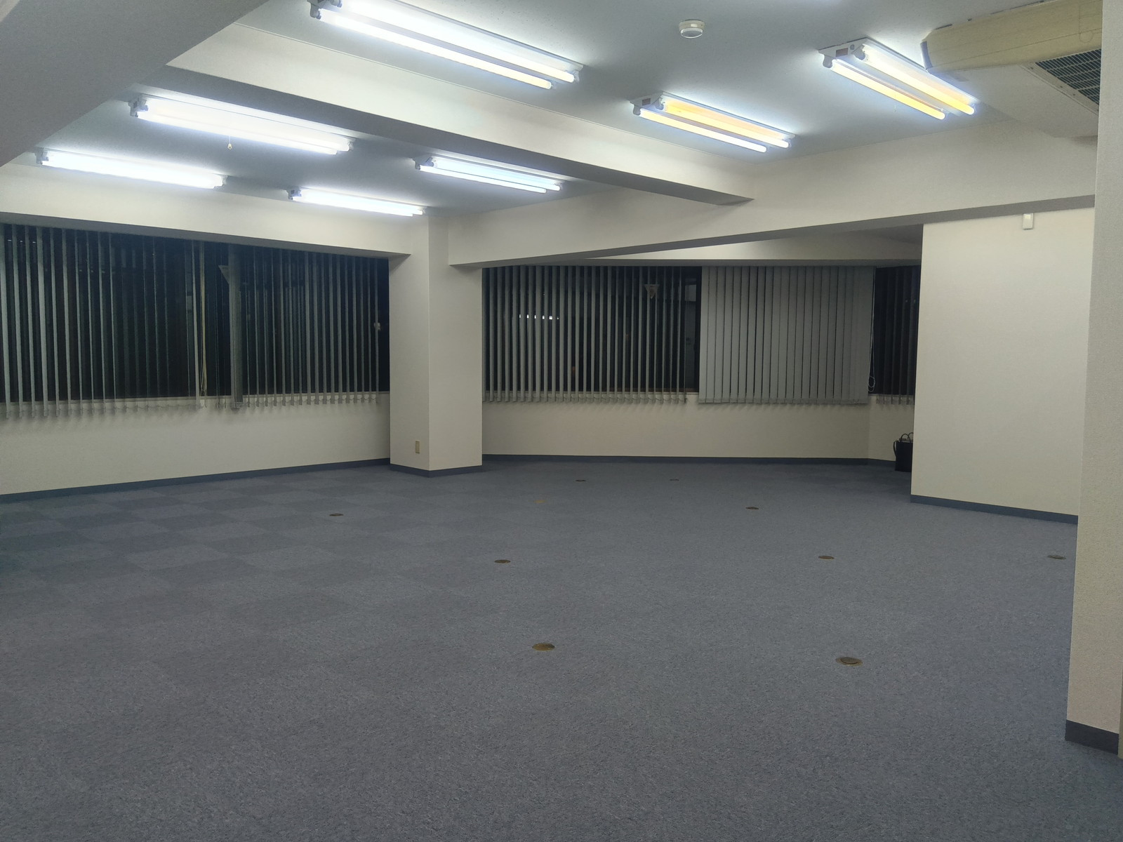 オフィス室内参考画像(8階・約22坪)