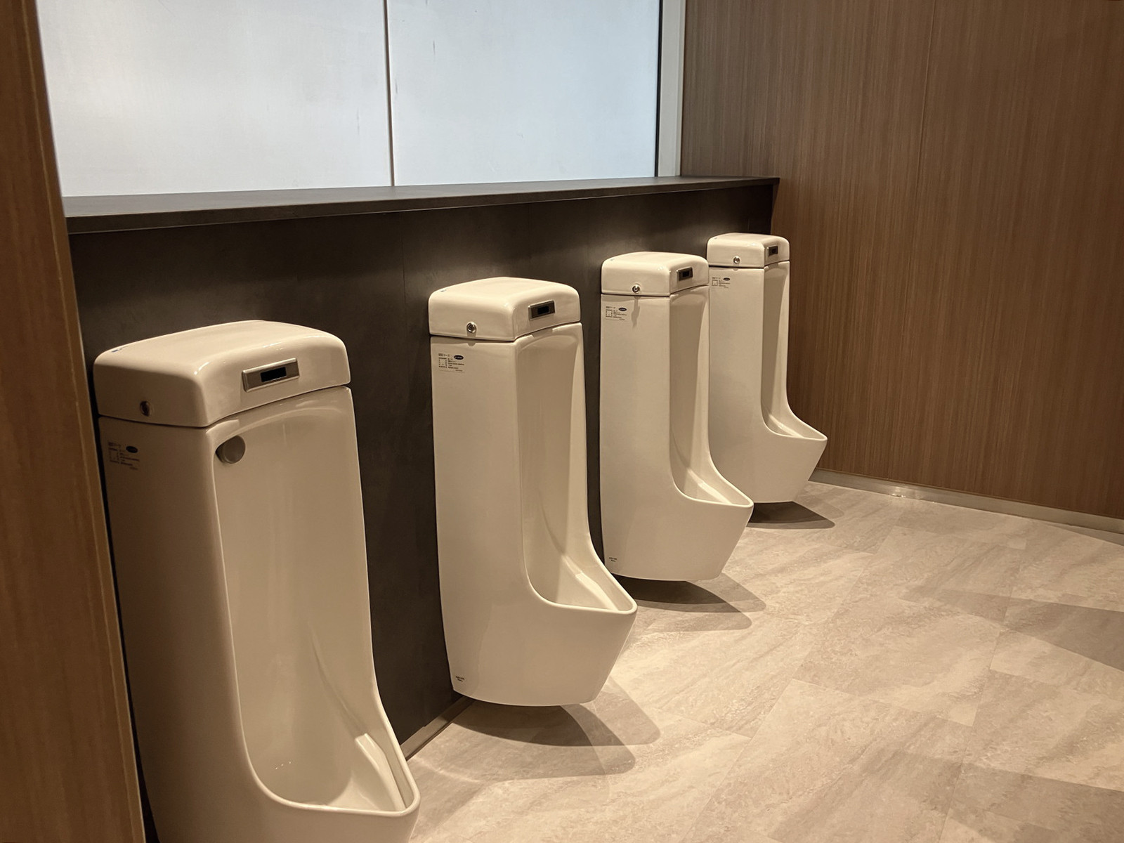 男性用トイレ