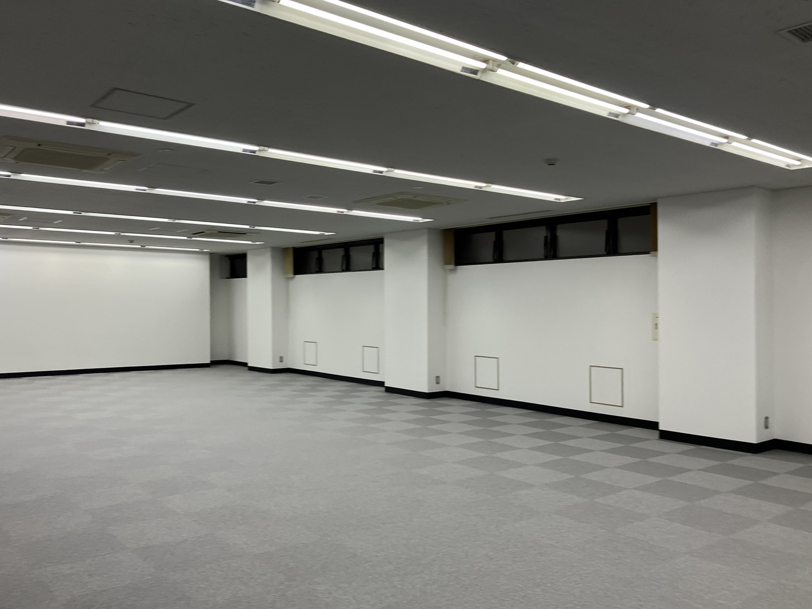 別室の様子