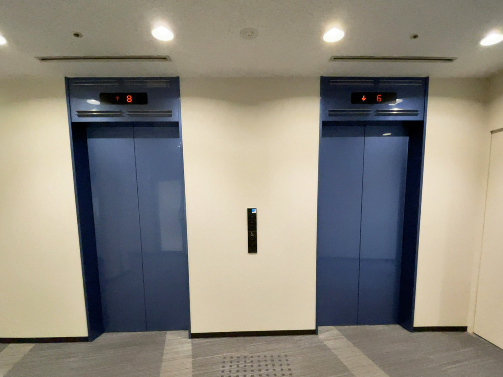 エレベーター