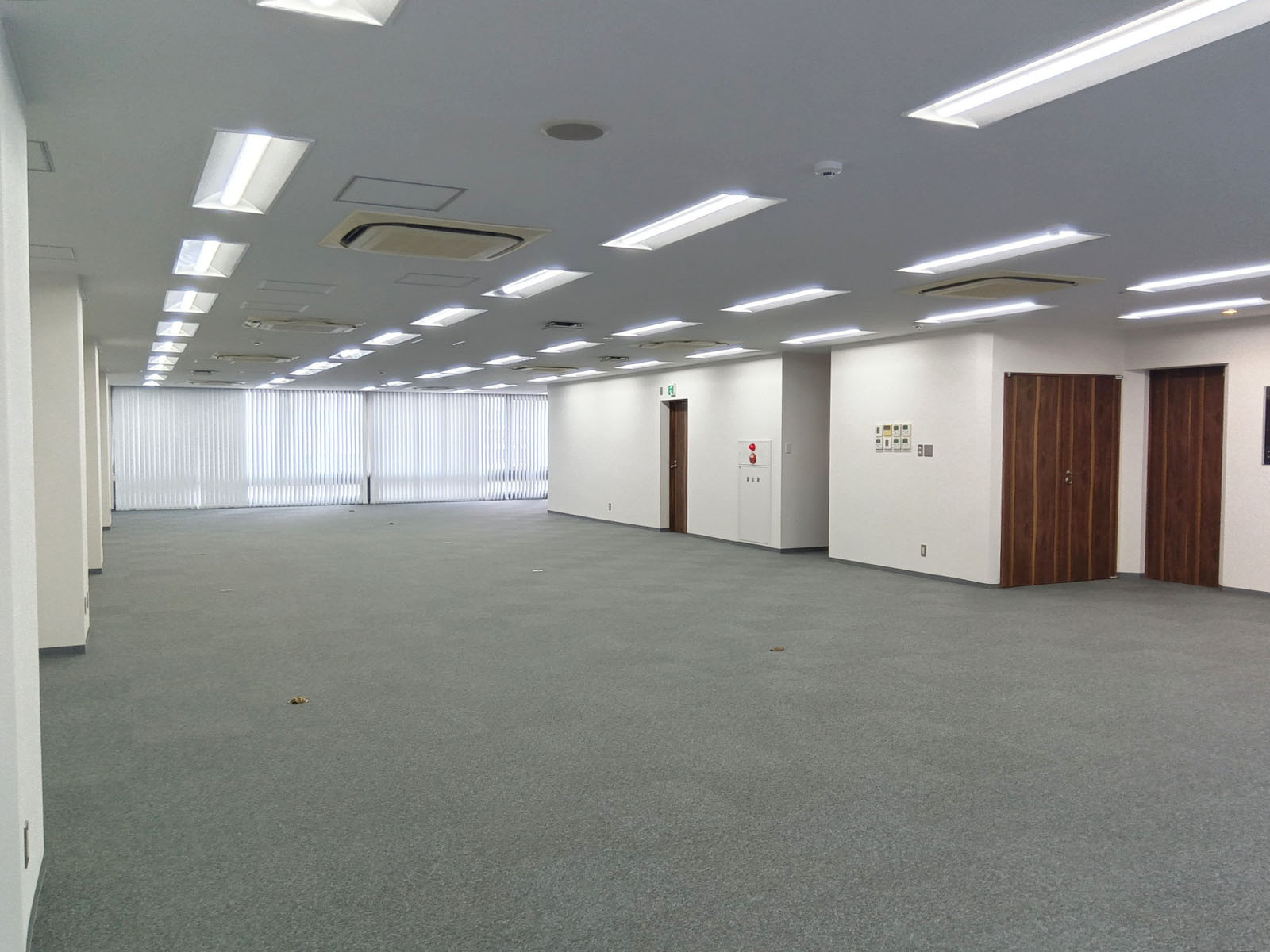 オフィス室内参考画像(7階・約84坪)