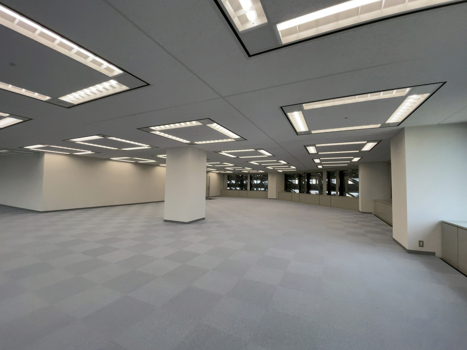 室内奥側の様子