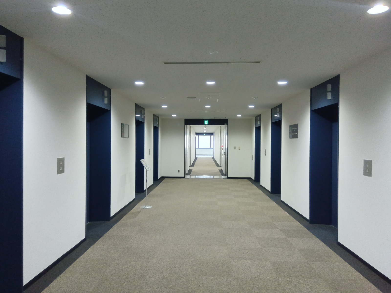エレベーターホール