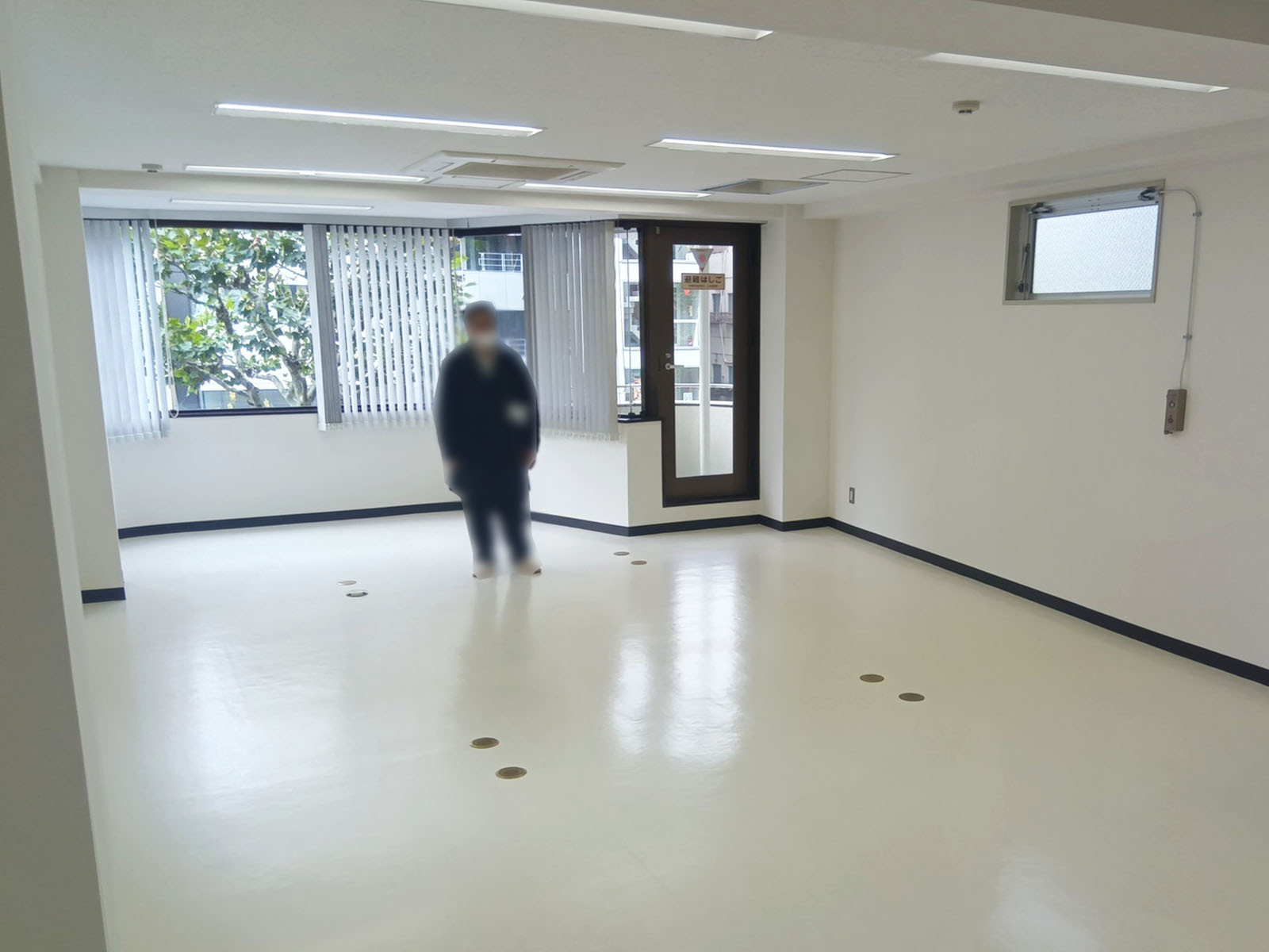 別角度の様子
