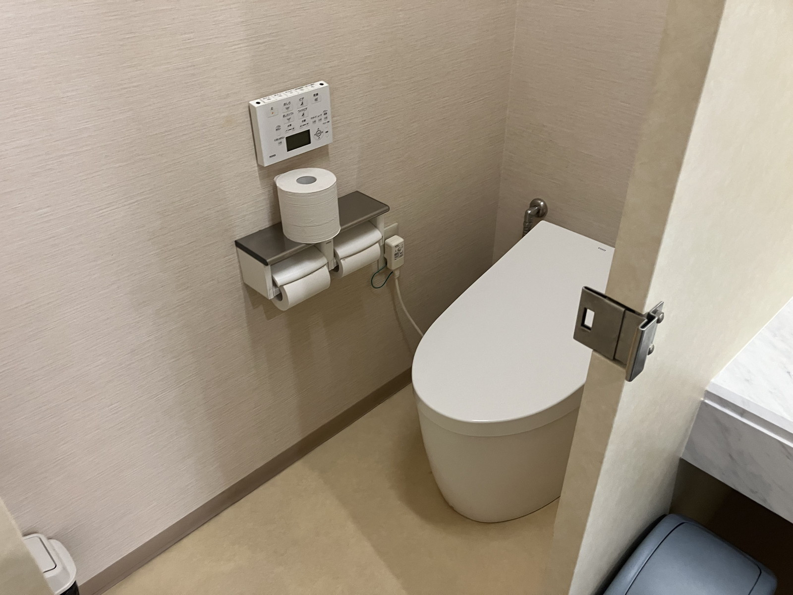個室トイレ