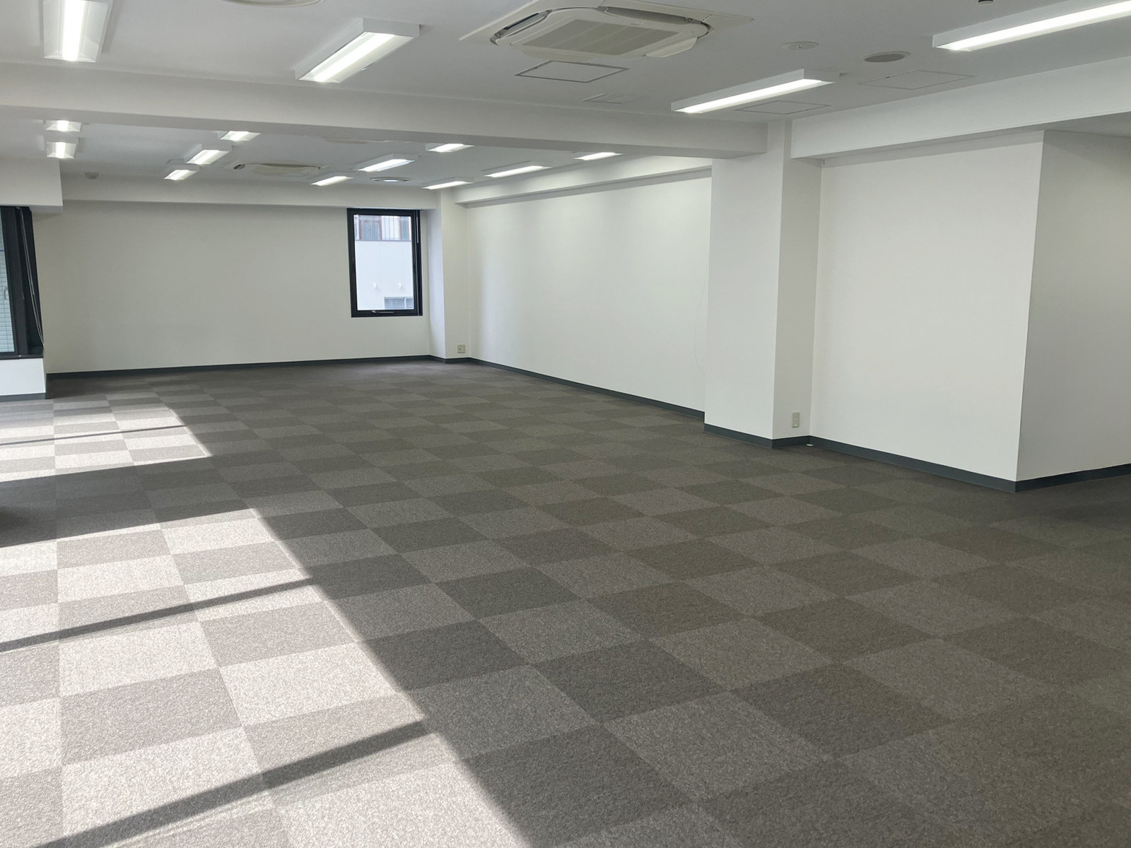 別角度の様子