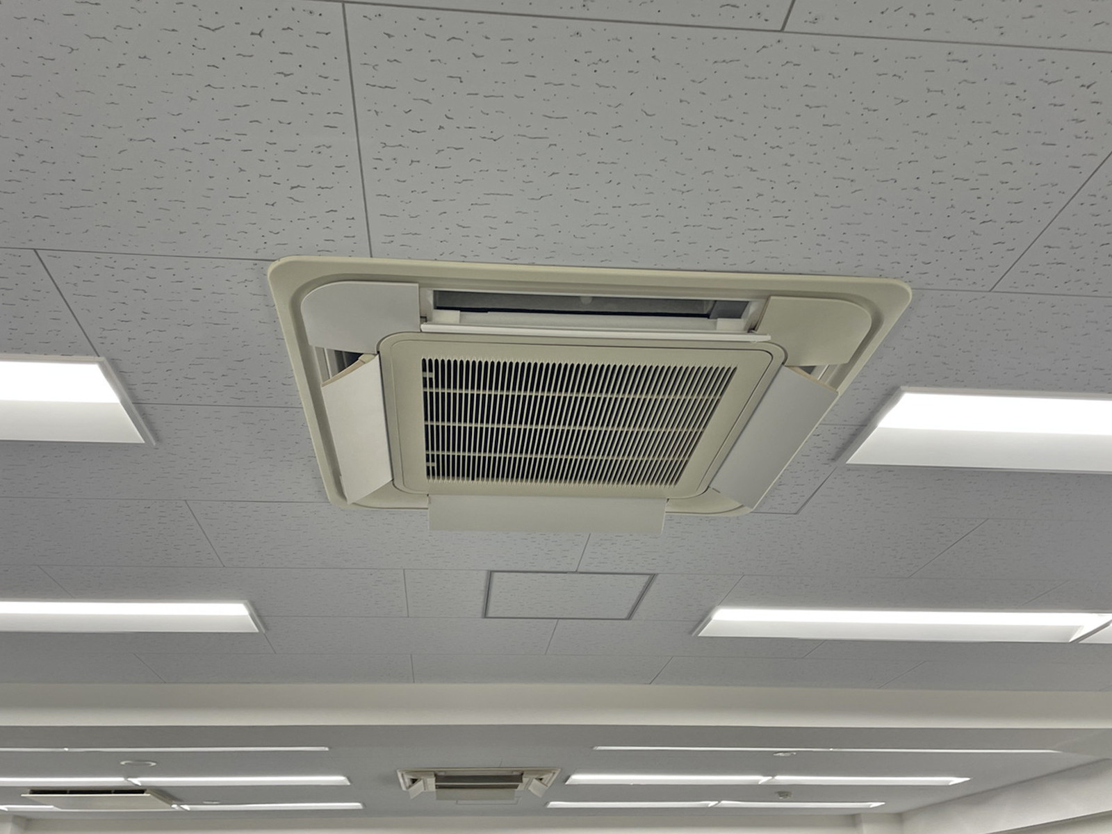 空調