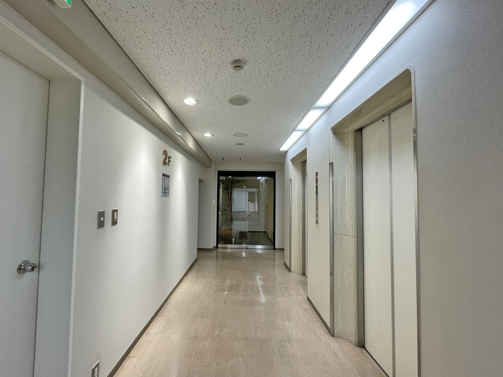エレベーターホール