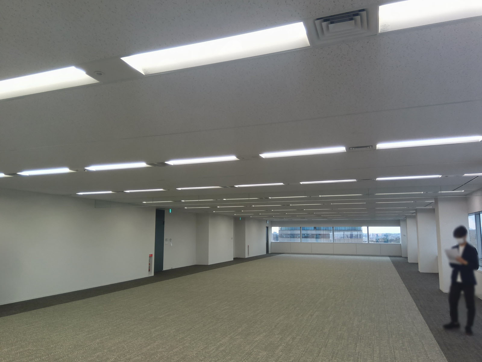 別角度の様子