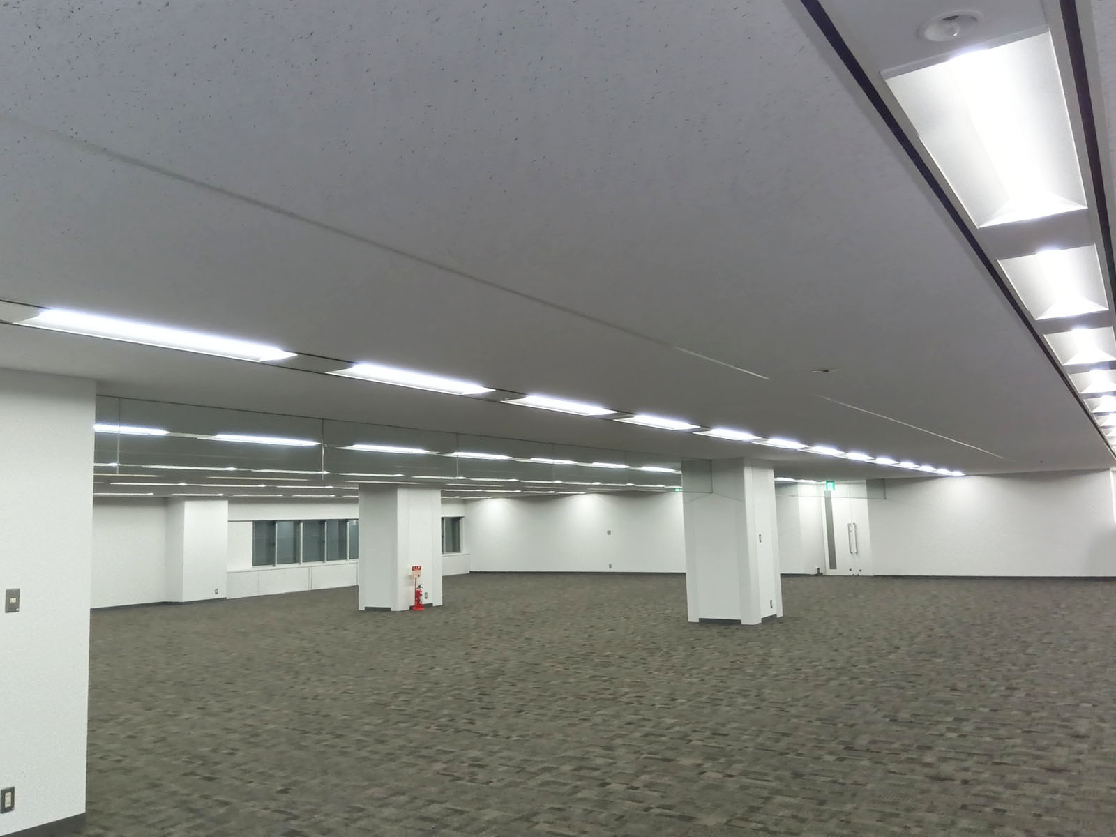 別角度の様子