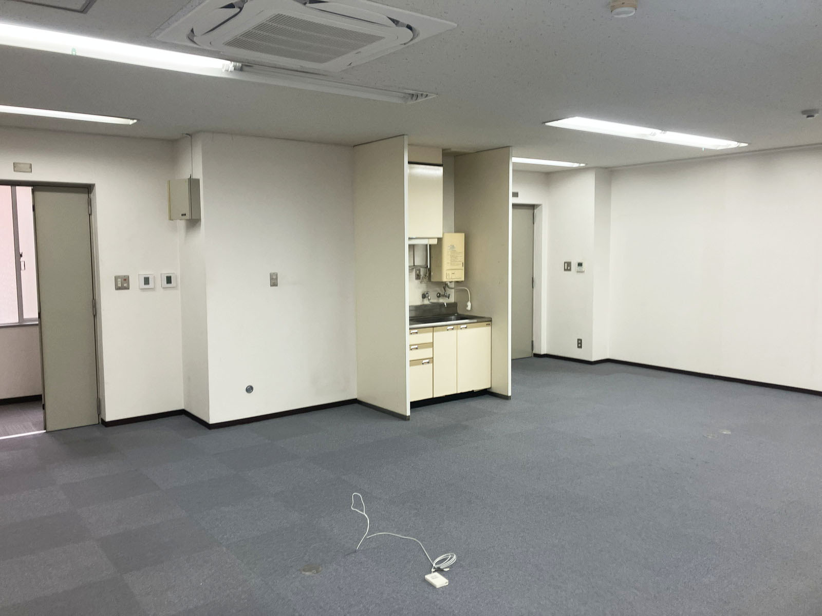 別角度の様子