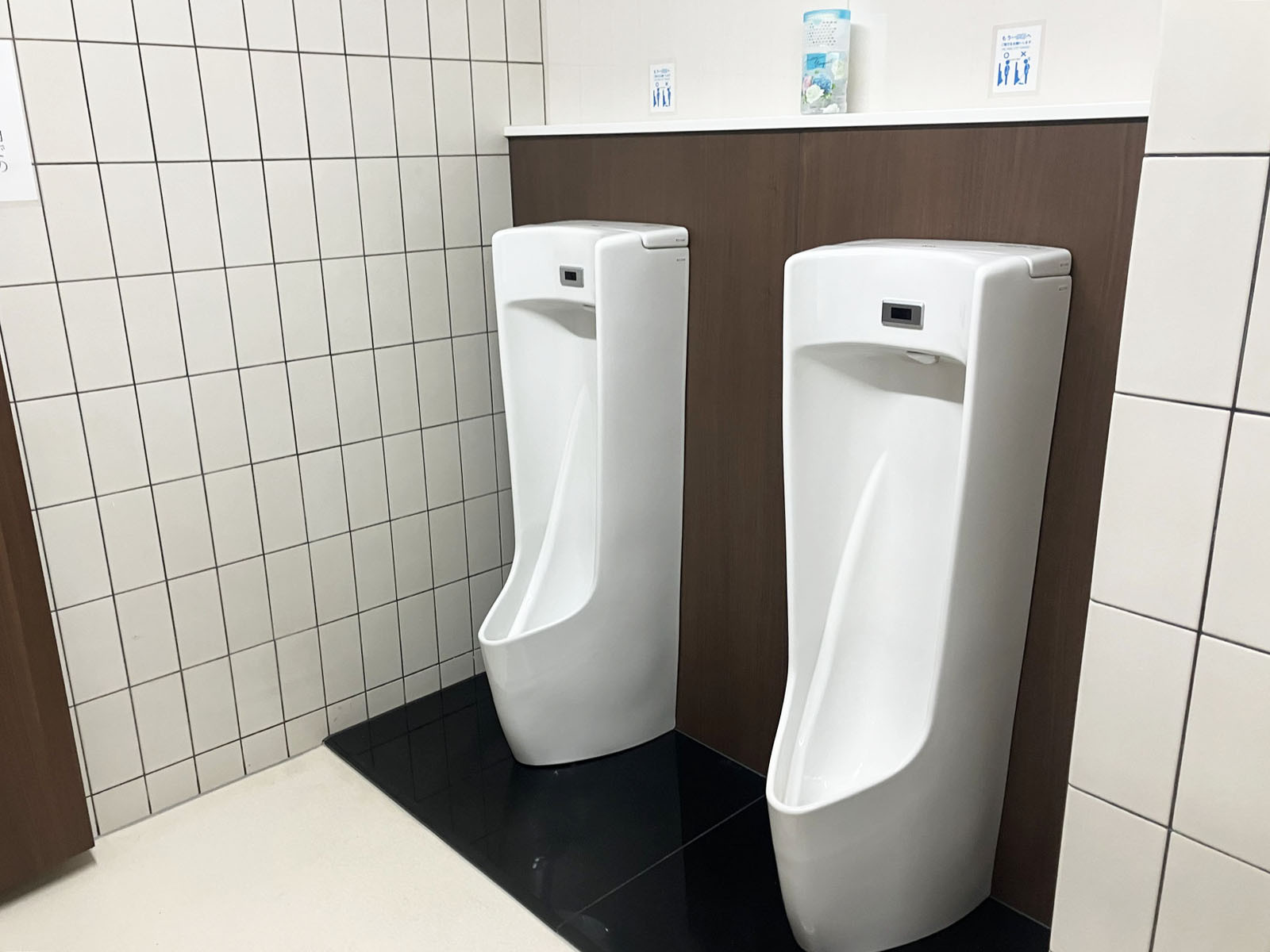 男性用トイレ