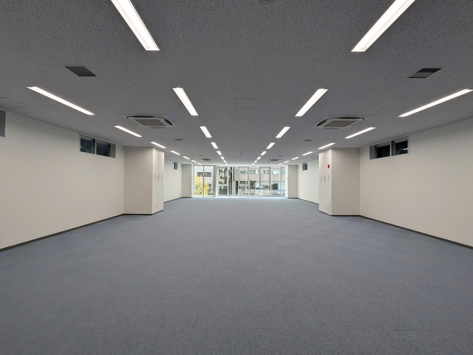 別フロアの室内参考画像(2階・約69坪)