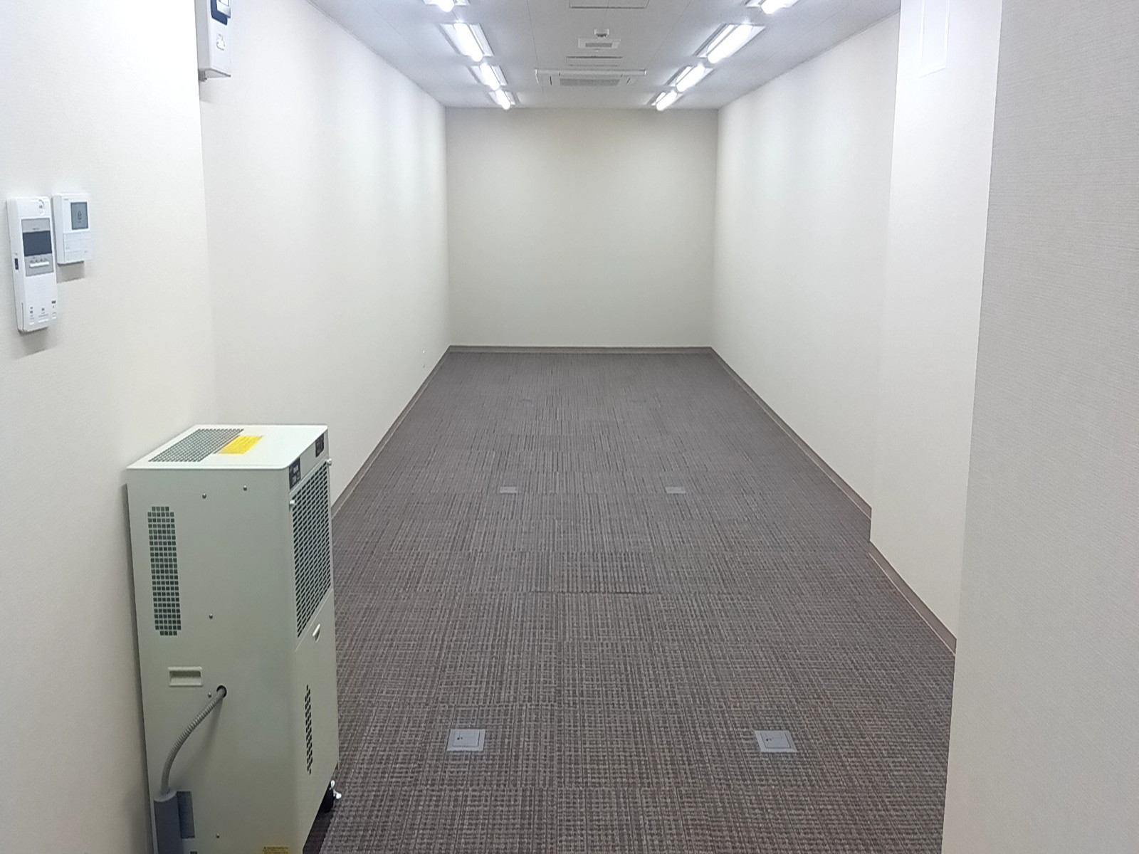 オフィス室内参考画像(地下1階・約24坪)