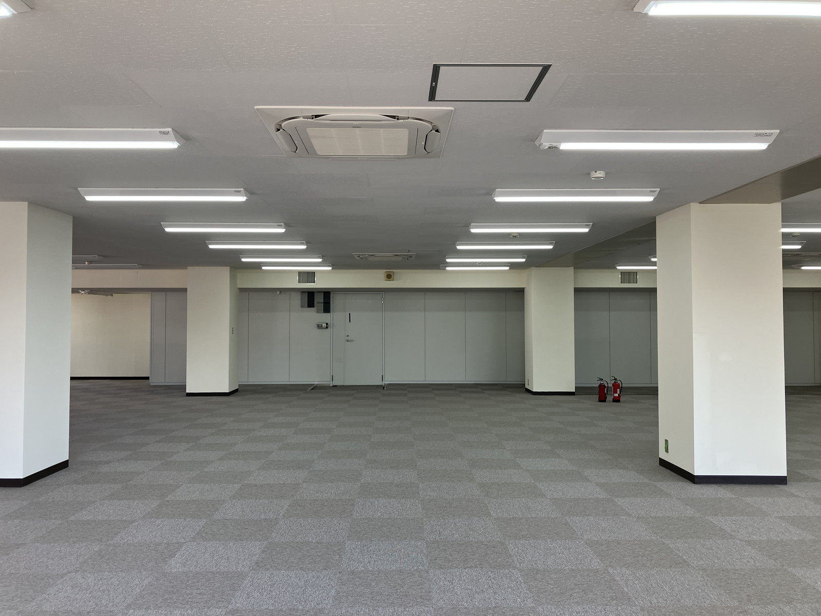 別角度の様子