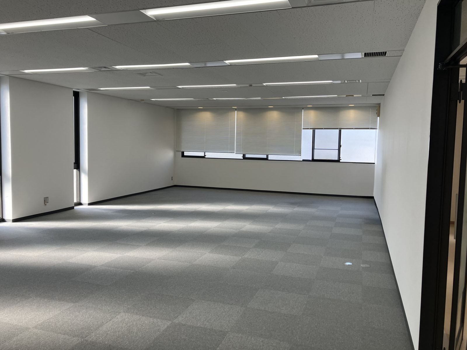 別角度からの貸室