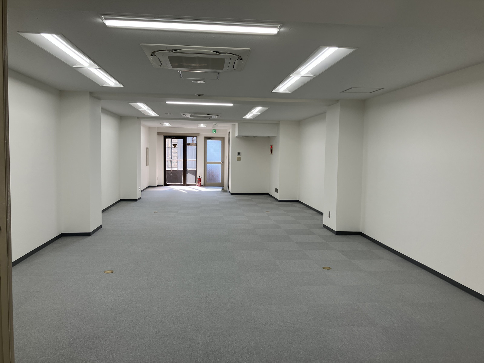 オフィス室内参考画像(8階・約25坪)