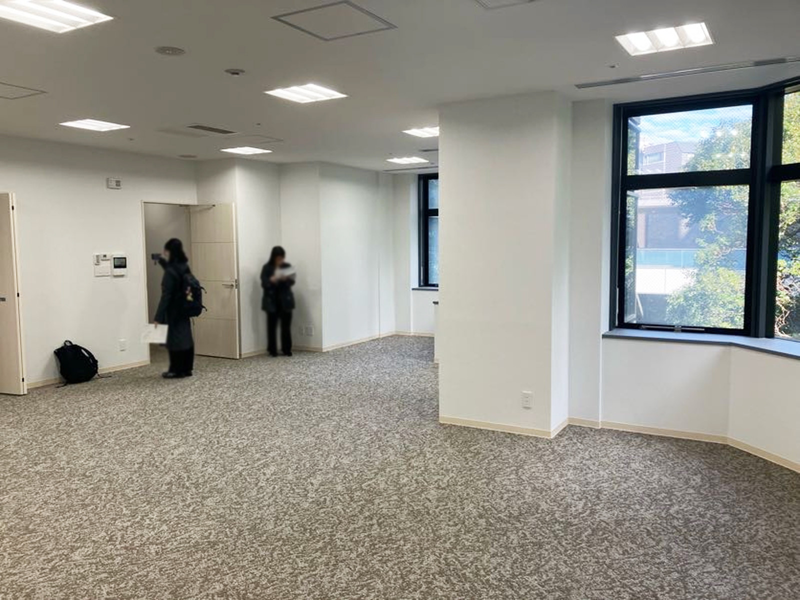 別角度の様子