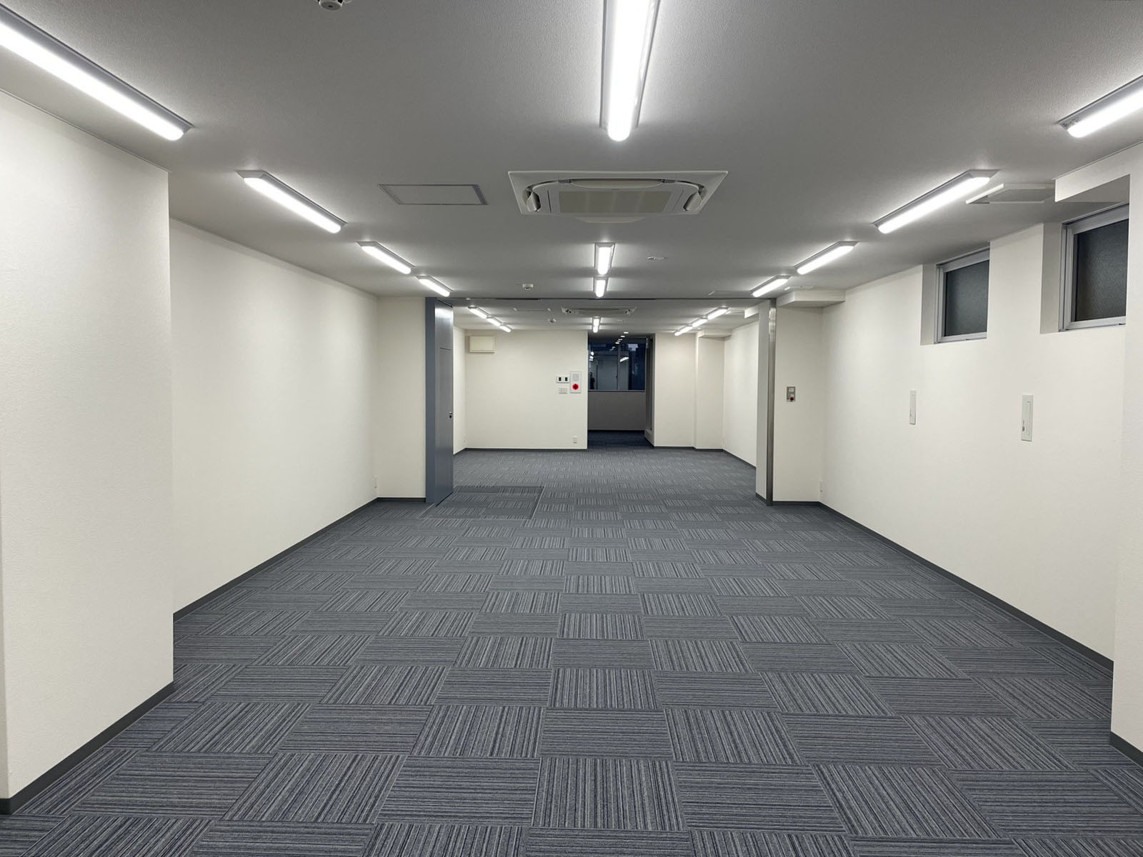 別角度の様子