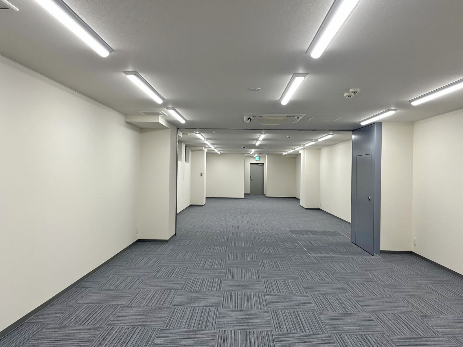 オフィス室内参考画像