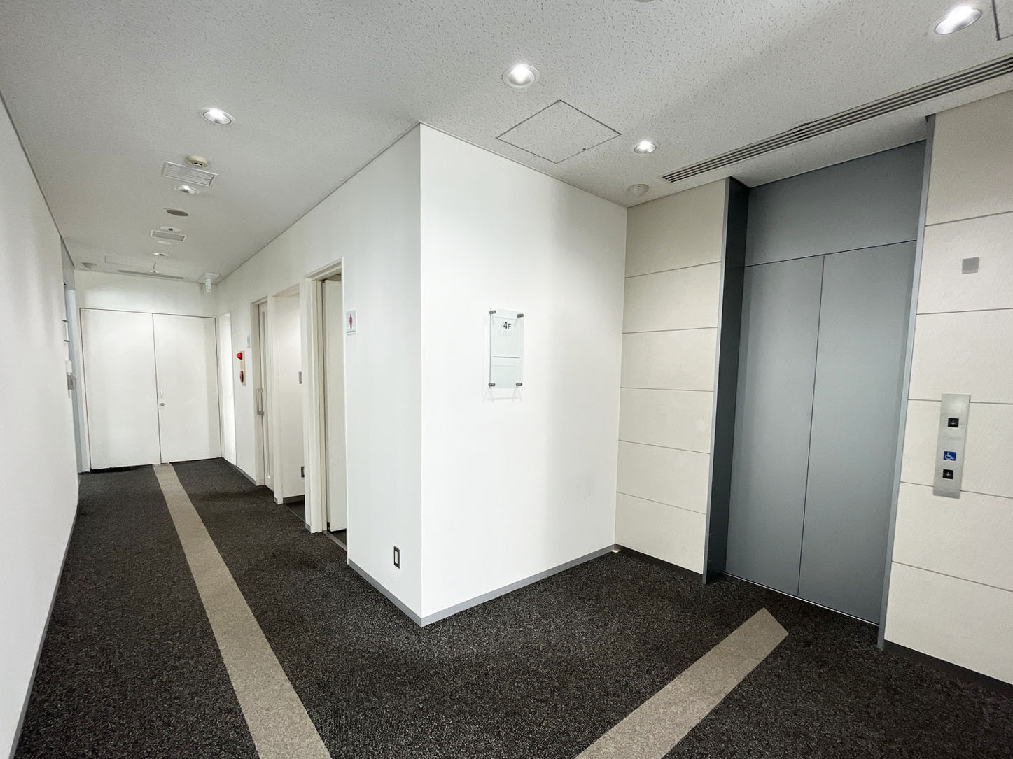 エレベーターホール