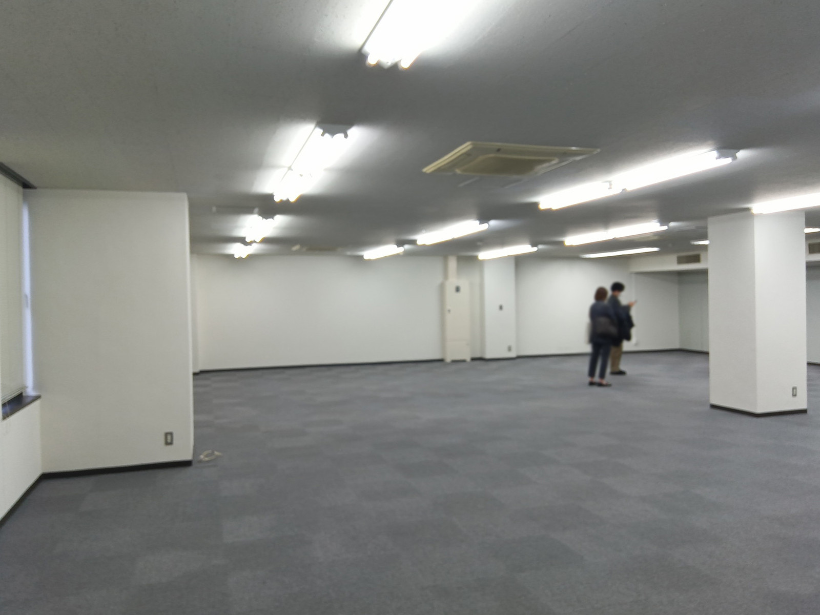 別角度の様子