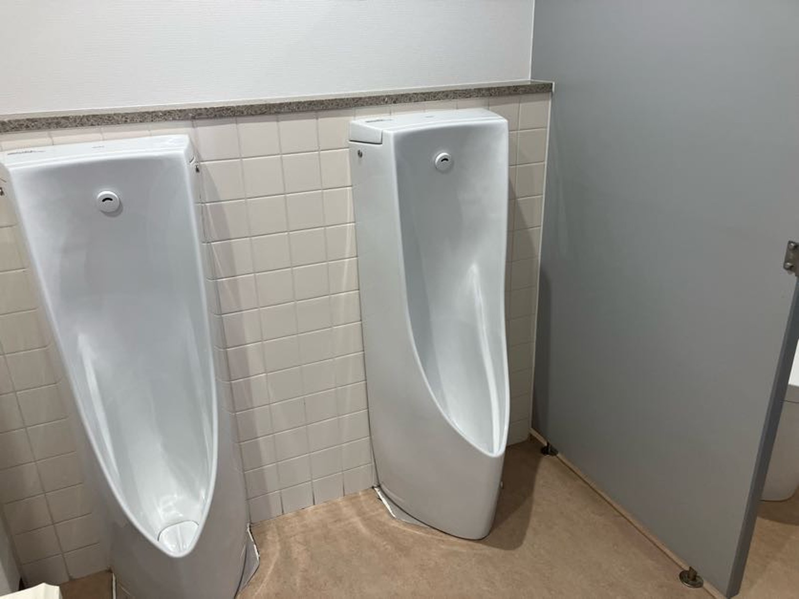男性用トイレ