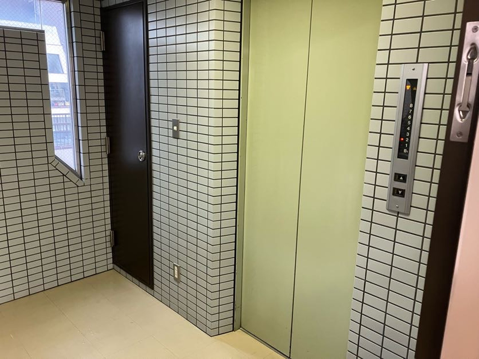 エレベーター