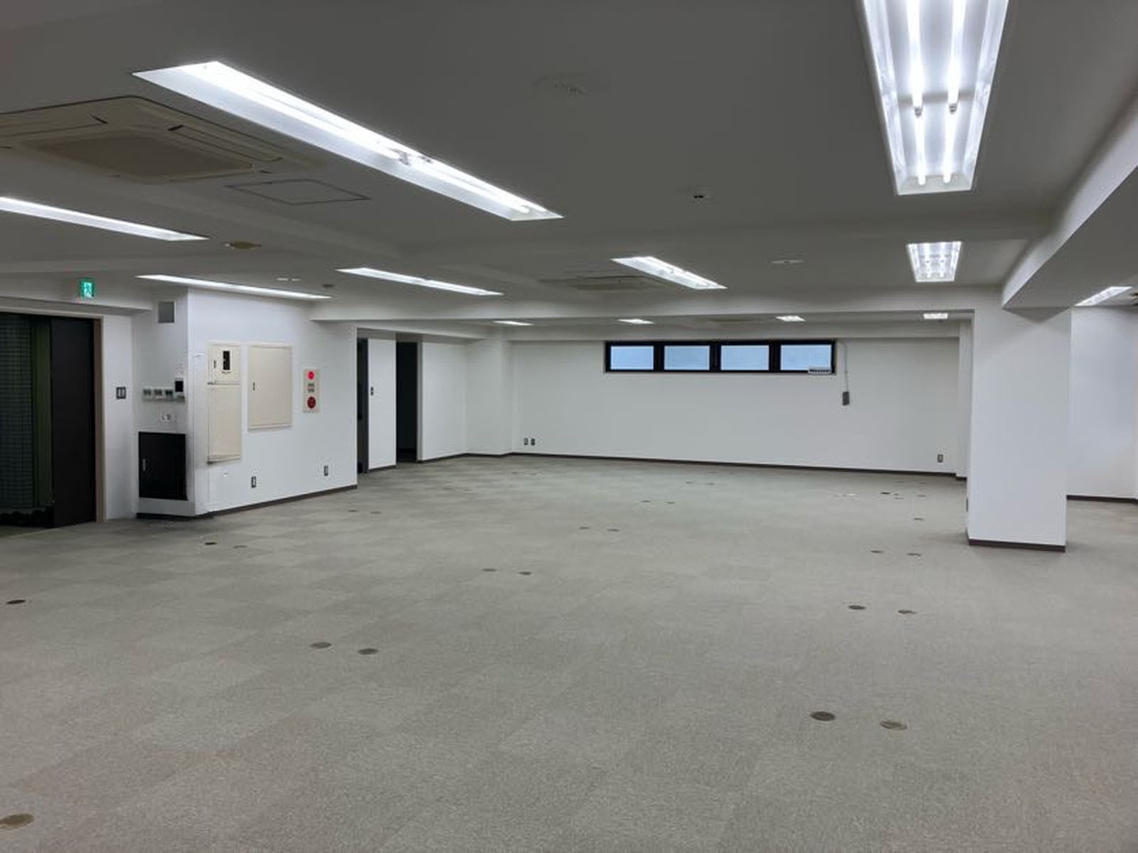 室内奥の様子