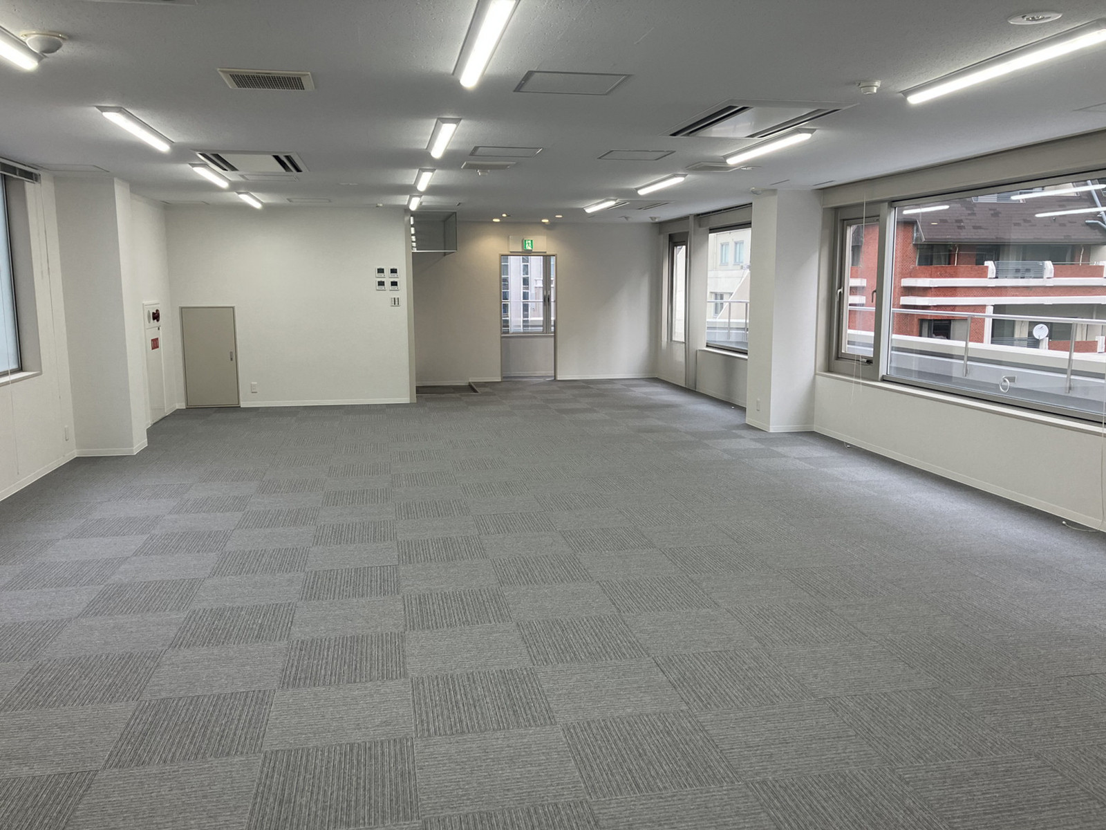 オフィス室内参考画像(6階・約36坪)