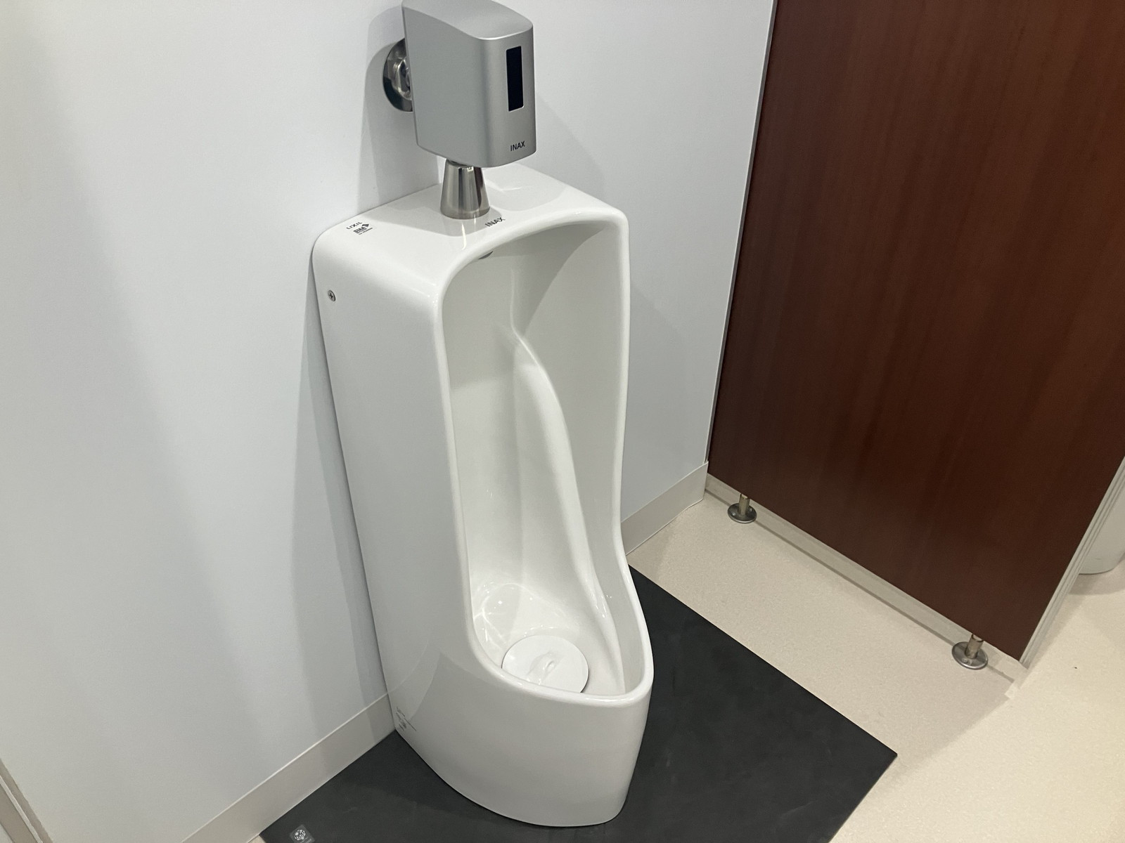 男性用トイレ