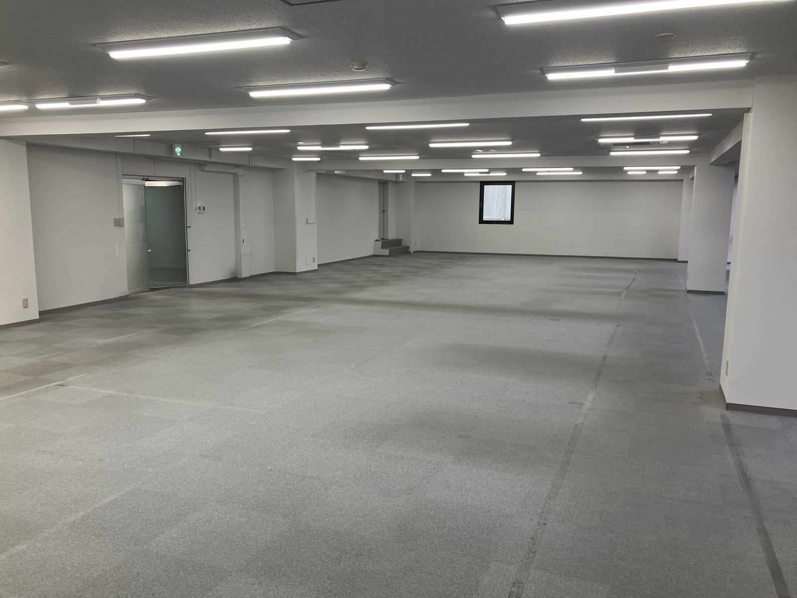オフィス室内参考画像(6階・75坪)