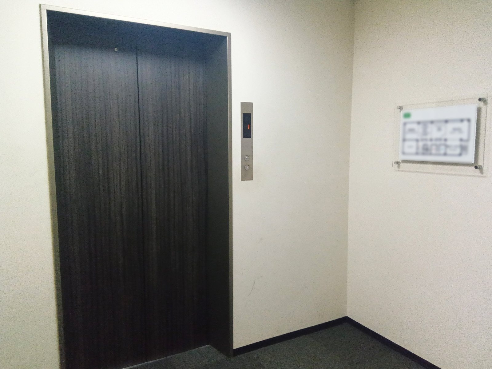 エレベーター